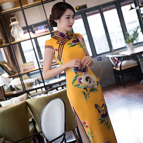 New Arrival Fashion Yellow Satin Long Cheongsam Chinese Womens Dress