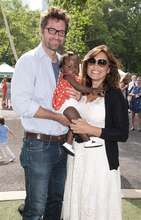 Family With Images Mariska Hargitay Celebrity Moms Celebrity Pictures