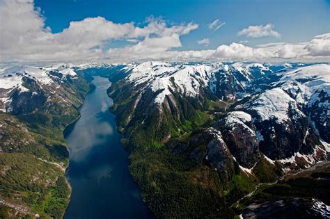 Spectacular Photos Reveal Newly Protected Great Bear Rainforest