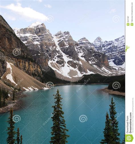 Moraine Lake And Mountain Peaks Stock Image Image Of Scenery