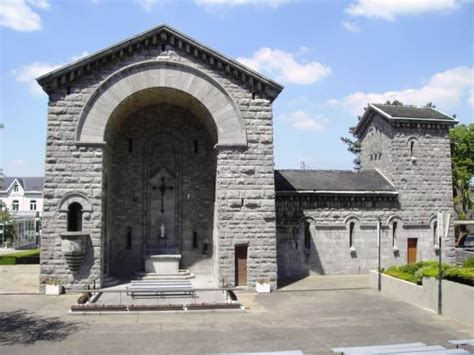 Edward looney the last living visionary from beauraing, belgium died on february 10, 2015. Chapelle votive - Sanctuaires Beauraing