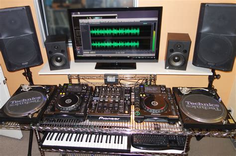 Apple macbook pro with m1 chip. 4 PC music production software programs to check out in 2017 - AndowMac