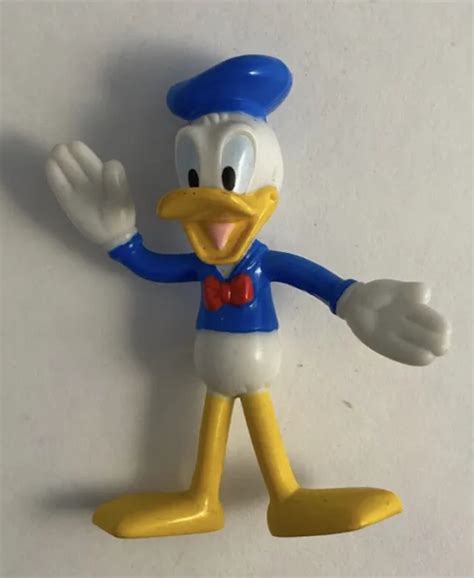Vintage Donald Duck Walt Disney World Kellogg Co Figurine Bendable Toy