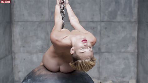 Naked Miley Cyrus In Wrecking Ball Hot Sex Picture