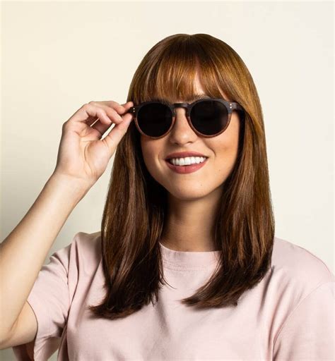 14 Best Sunglasses For Round Face Shapes Updated 52 Off