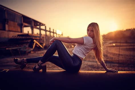 Wallpaper Blonde Sitting Sunset Depth Of Field Women Outdoors