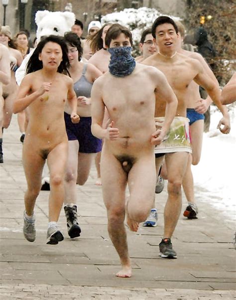 Sex Chinese Girl Run Nude In Winter Image