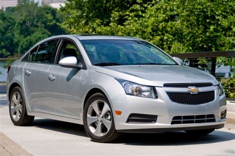 2013 Chevy Cruze Review And Ratings Edmunds