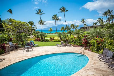 Maui Accommodations Guide The Mauian Hotel On Napili Bay