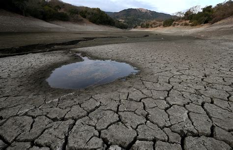 Filepic Drought Lake Going Dry 2014 Glen Canyon Dam Amp