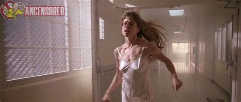Naked Linda Hamilton In Terminator 2