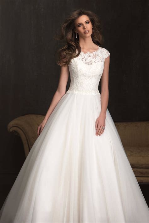 Aktuelle mode für jeden anlass. Prinzessin Rund-Ausschnitt A-Linie Ivory Brautkleider mit ...