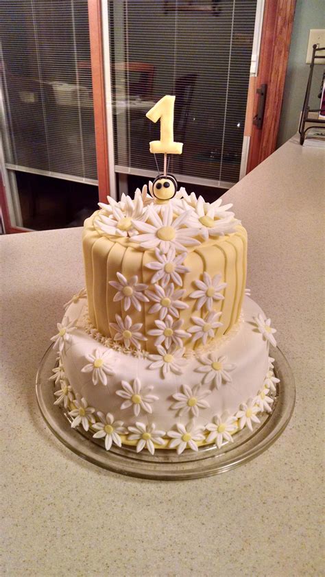 Daisy St Birthday Cake