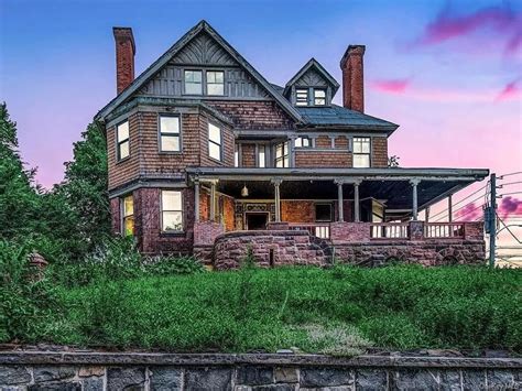 1928 Fixer Upper For Sale In Yonkers New York — Captivating Houses