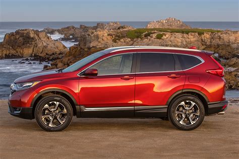 2019 Nissan Rogue Vs 2019 Honda Cr V Which Is Better Autotrader