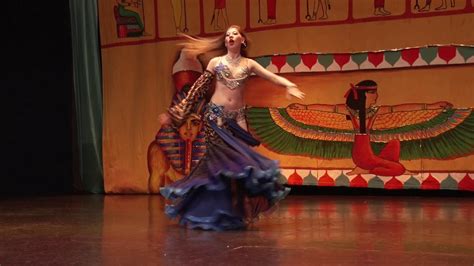 Криворучко Дана Восточные танцы в Житомире АКАДЕМИЯ Hot Arabian Dance Youtube