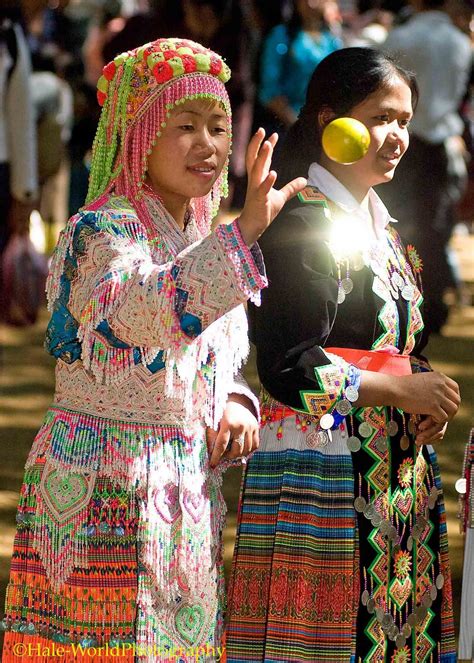 alaskan-native-and-hmong-incorporate-beads-into-their-head-wear