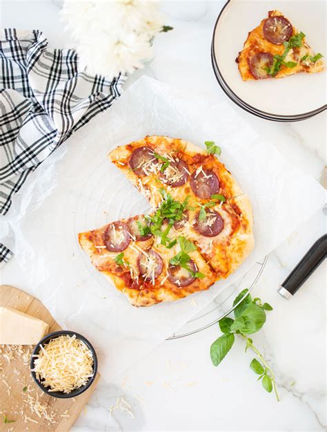 Thin Crust Pepperoni Pizza Easy Dinner Recipe