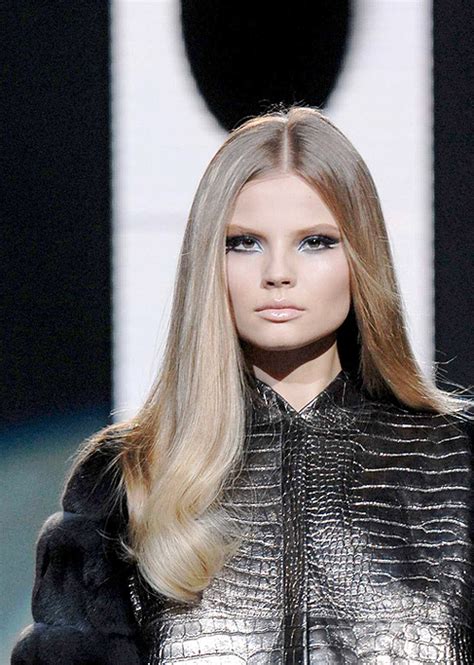 Magdalena Frackowiak At Versace Autumnwinter 2007 Beautiful Blonde