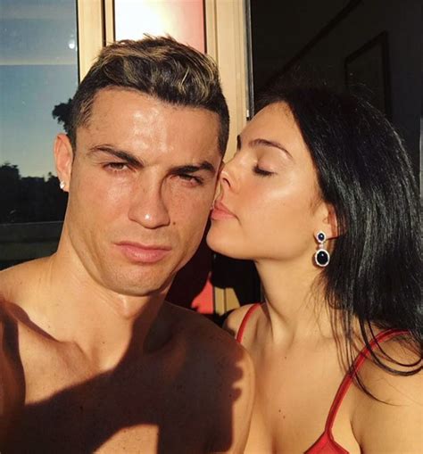 Cristiano Ronaldo Girlfriend Georgina Rodriguez Oozes Sex Appeal In