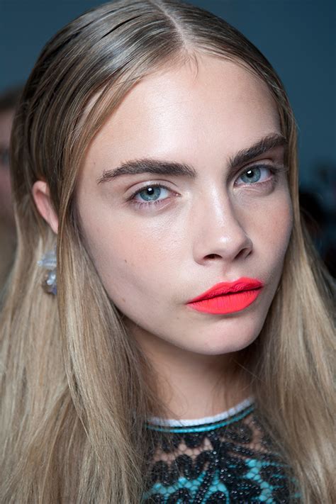 The Secret Behind Cara Delevingnes Eyebrows Harpers Bazaar