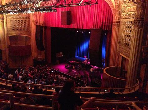 Dikenal karena gaya mewah dan elegan yang luar biasa, american music hall besar (gamh) adalah salah satu tempat musik indah yang paling san francisco. 9 Legendary Music Venues In San Francisco