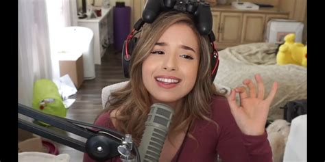 There's currently only one way to get the heirloom set in apex legends. 236 best r/pokimane images on Pholder | Poki's main source ...