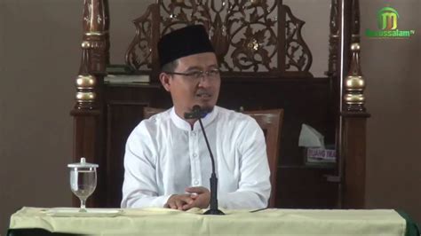 Video ceramah Tafsir QS Al Fatihah Ayat 4 - Warung Ustadz