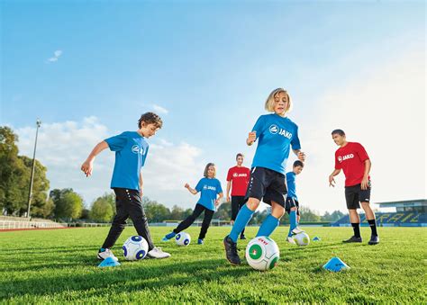 Speichere deine highscores, kommentiere und bewerte spiele und schaue dir legendäre fußballspiele online. Günstige Trikots zum Fußball für Kinder | Sport Kanze