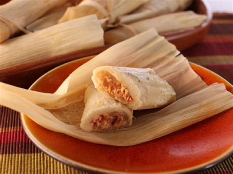 Chicken Tamales Nutrition Facts Eat This Much