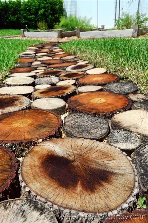 20 Charming Diy Log Ideas Take Rustic Decor To Your Home The Art In Life