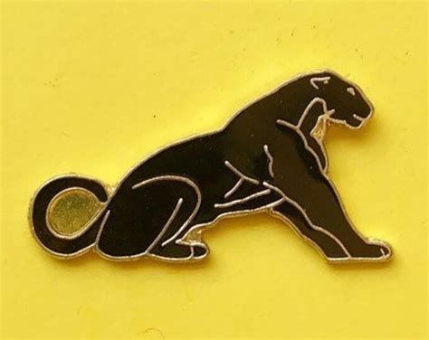 Black Panther Pin Vintage Pin Enamel Pin 80s 80s Pin Hat Tac Tie Tac