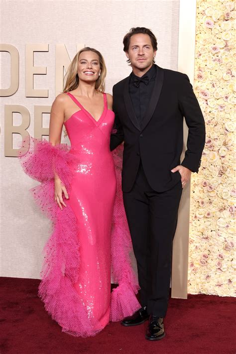 Golden Globes 2024 Love Was In The Air When These Best Dressed Celeb
