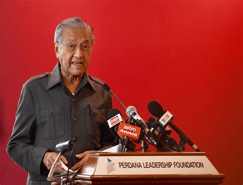 Discover musa aman net worth, biography, age, height, dating, wiki. Dr Mahathir percaya Gani Patail ada alasan tidak dakwa ...