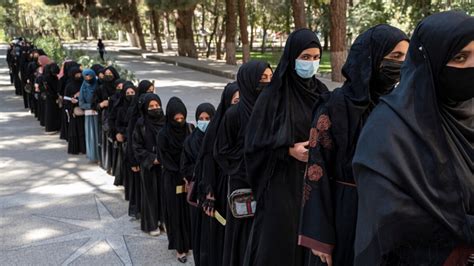 아프가니스탄 탈레반 여성 대학교육 전면 금지