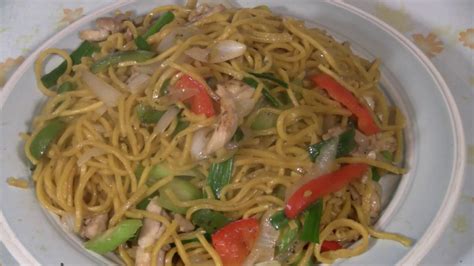 Cantonese Noodle Stir Fry Fast Chinese Cooking Chicken Chow Mein Wok