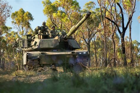 Us Army M1a2 Tanks Train In Australia Alongside Partner Nations For The
