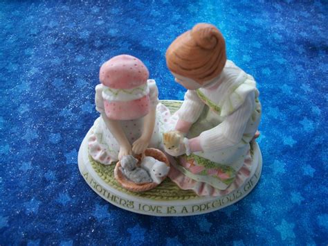 holly hobbie 1981 porcelain figurine a mothers love is a