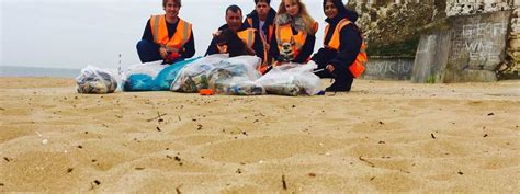 Beach Cleans Keeping The Uks Beaches Clean Bywaters