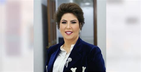 الكاتبة الكويتية فجر السعيد تعلق على صواريخ حماس وإسرائيل تشيد بـاعترافها الحقيقة Cnn Arabic
