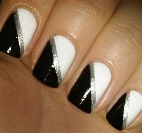 Romantische nägel gewagte nägel perfekte nägel nägel selber machen nägel muster nägel lackieren designer nägel nagellack kunst nägel inspiration. Schwarz-Weiße Gelnägel selber machen - 70 Gelnägel Muster