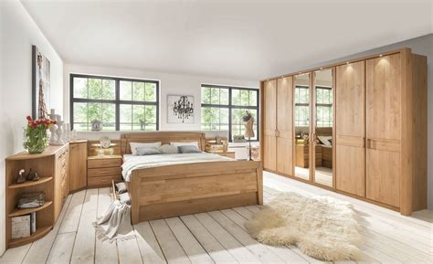 Schlafzimmermöbel sollten deshalb sorgfältig ausgewählt und 100% den eigenen geschmack treffen. Woodford Schlafzimmer 4-teilig Morgana - Bei Möbel Kraft ...