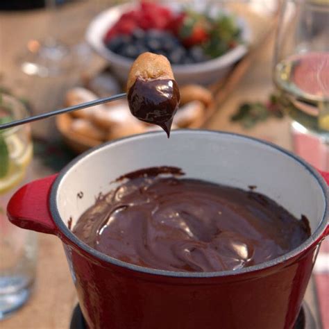 Chocolate Fondue With Fried Bananas Recipe In 2021 Food Network