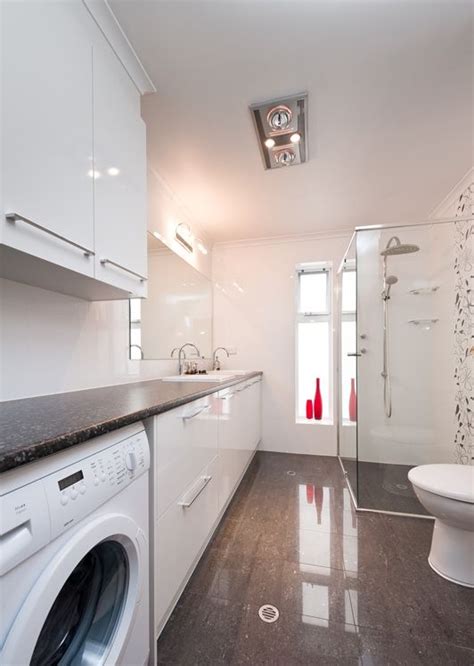 Use this opportunity to see some images to give you smart ideas, we found these are very cool photos. laundry in bathroom combo floor plan | Arredamento ...