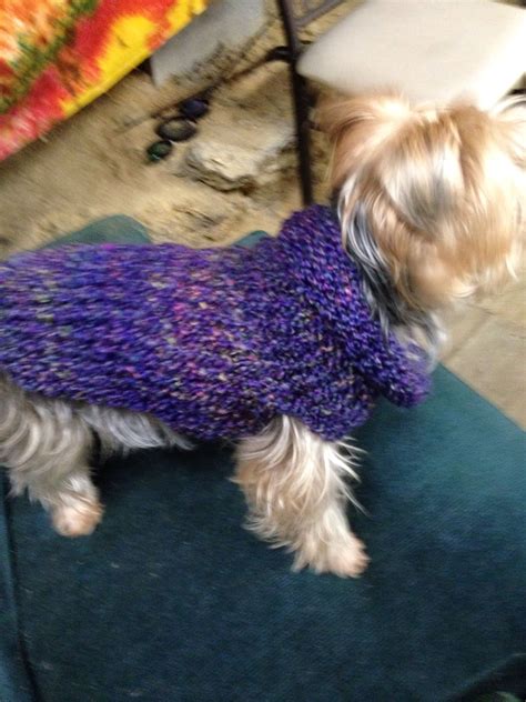 Scarf, knitting, loom, weareables, stiches. Dog sweater made with round knitting loom | Round loom ...