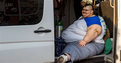 Worlds Fattest Man Who Hit 93 Stone To Have Surgery To Halve His Weight Mirror Online