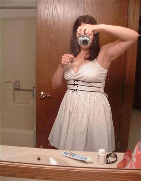 35 hilarious selfie fails that will absolutely make you laugh small joys
