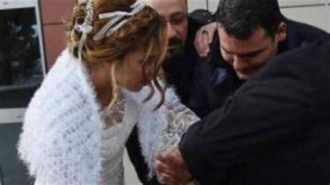 بالصور عروس تركية تقيد عريسها بالأصفاد وتقتاده لحفل زفافهما منتديات درر العراق
