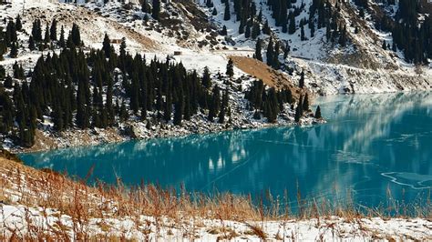 Almaty Lake Located In Kazakhstan Located Lake Kazakhstan Almaty