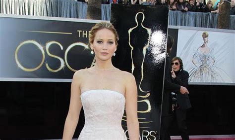 Jennifer Lawrence Reveals The Reason Why She Fell On Her Snot At Last